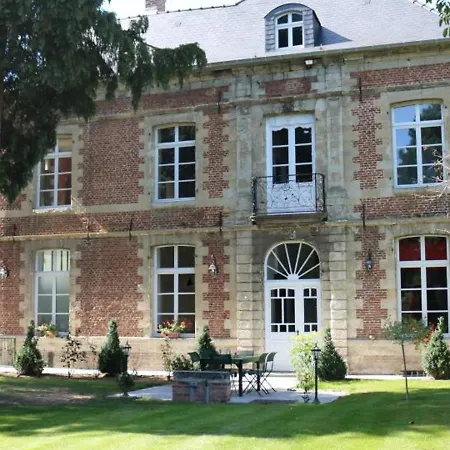 Holiday home Paisible Avec Jardin Privatif Et Terrasse, 2 Chambres, Proche Sites Culturels, Animaux Acceptes - Fr-1-510-174