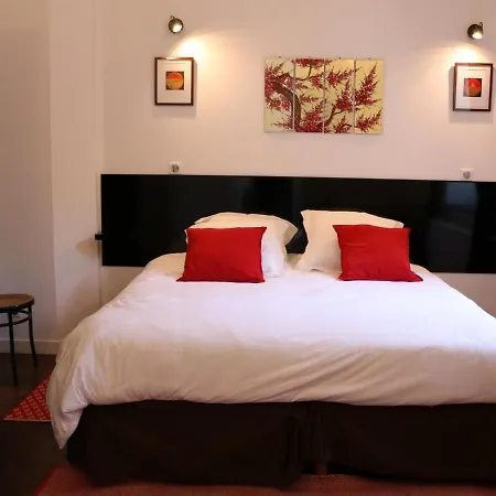 Paisible Avec Jardin Privatif Et Terrasse, 2 Chambres, Proche Sites Culturels, Animaux Acceptes - Fr-1-510-174 Holiday home