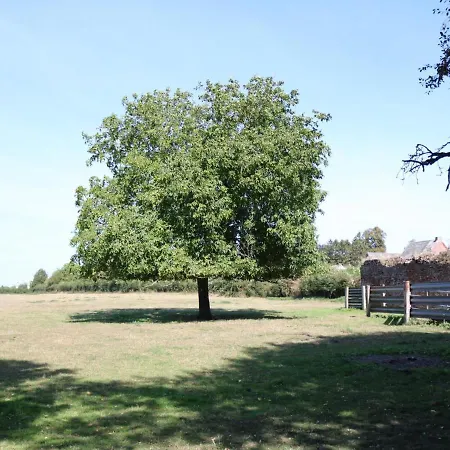 Paisible Avec Jardin Privatif Et Terrasse, 2 Chambres, Proche Sites Culturels, Animaux Acceptes - Fr-1-510-174 Holiday home *