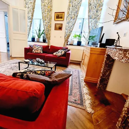 Holiday home Paisible Avec Jardin Privatif Et Terrasse, 2 Chambres, Proche Sites Culturels, Animaux Acceptes - Fr-1-510-174 *